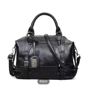 Beautiful black everyday handbags​​